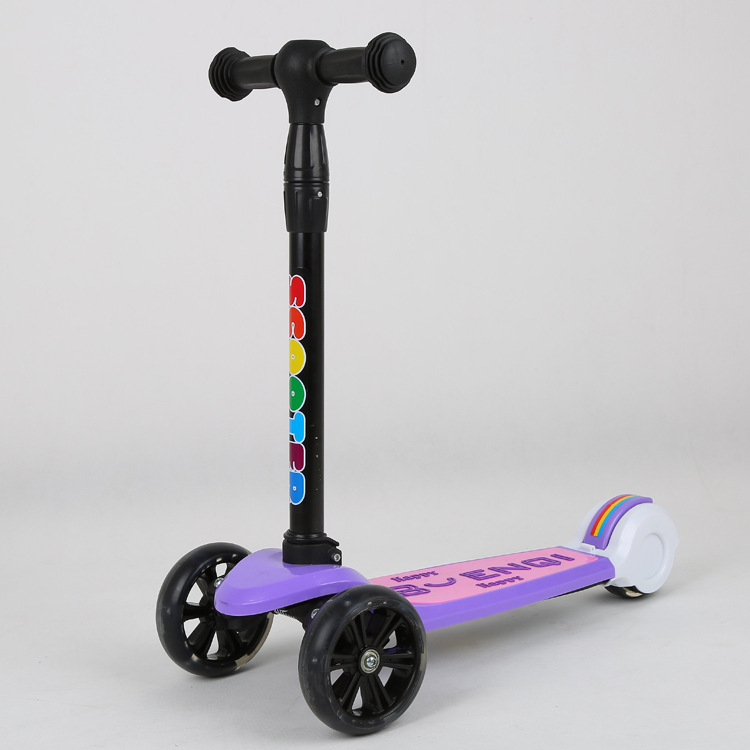 Factory direct selling children's flash three wheel scooters for boys and girls aged 3-12, one button folding scooters for boys and girls