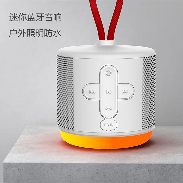 无线蓝牙音箱迷你便携式防水新款低音炮户外LED礼品小音响带挂绳