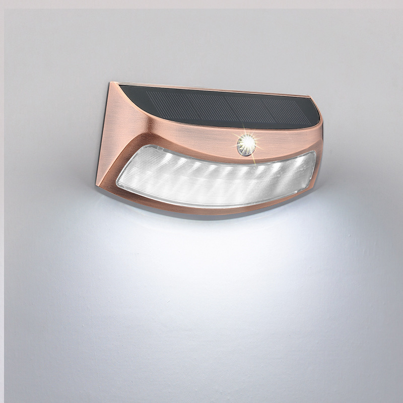 跨境热卖太阳能灯 户外复古装饰庭院灯别墅花园围墙照明防水壁灯