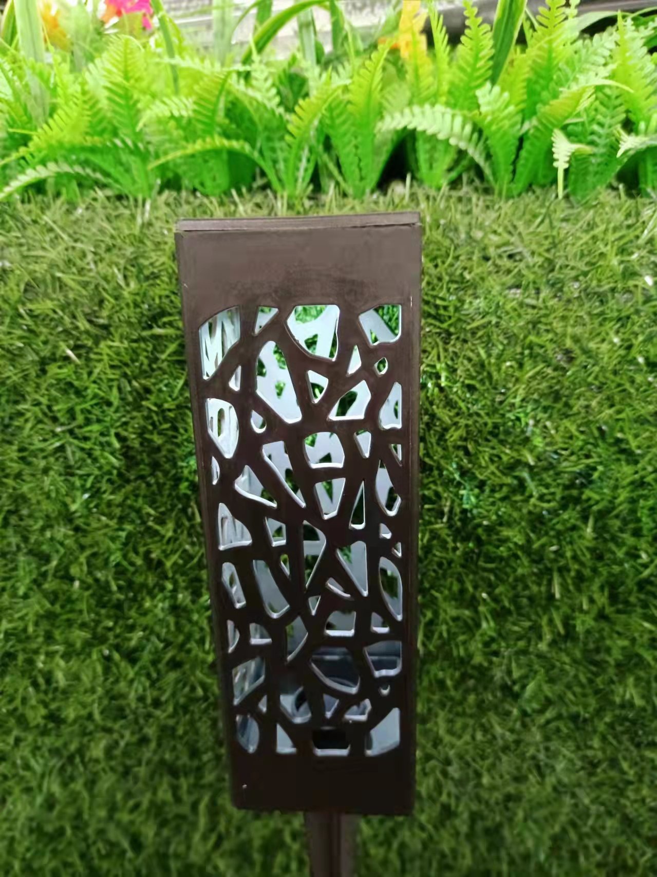 户外草坪灯镂空灯 防水照明太阳能景观灯户外公园露营LED草坪灯