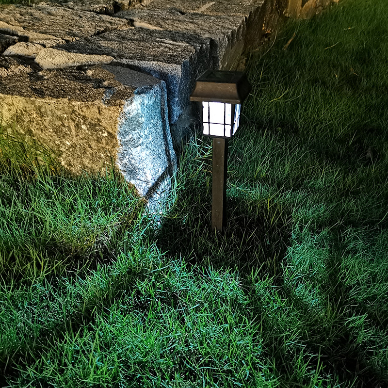 太阳能灯 户外庭院LED灯家用防水花园草坪灯景观装饰太阳能灯