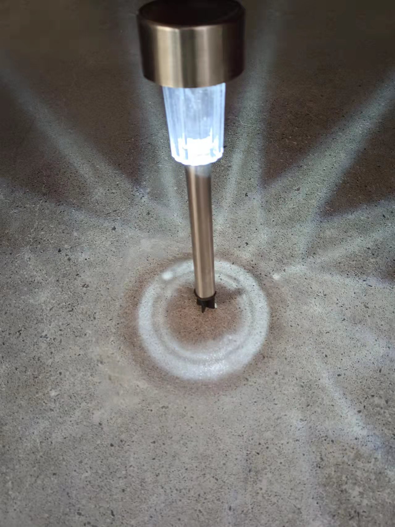 批发户外防水不锈钢草坪灯 插地庭院灯 LED太阳能景观灯