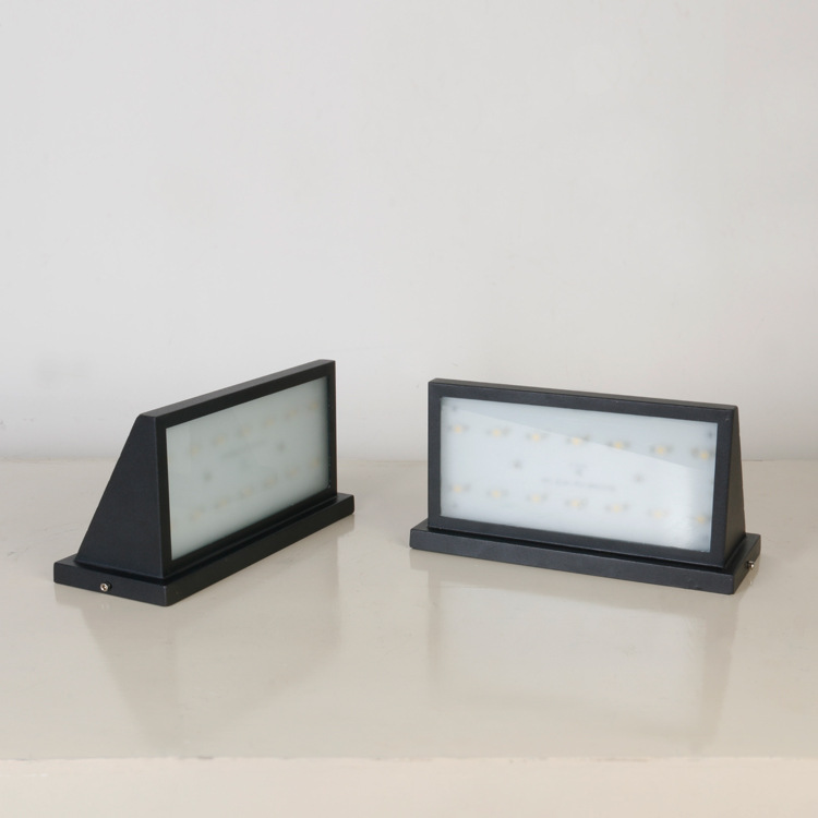 中山别墅民宿门牌灯楼梯标识指示灯花园户外照明不锈钢灯具批发