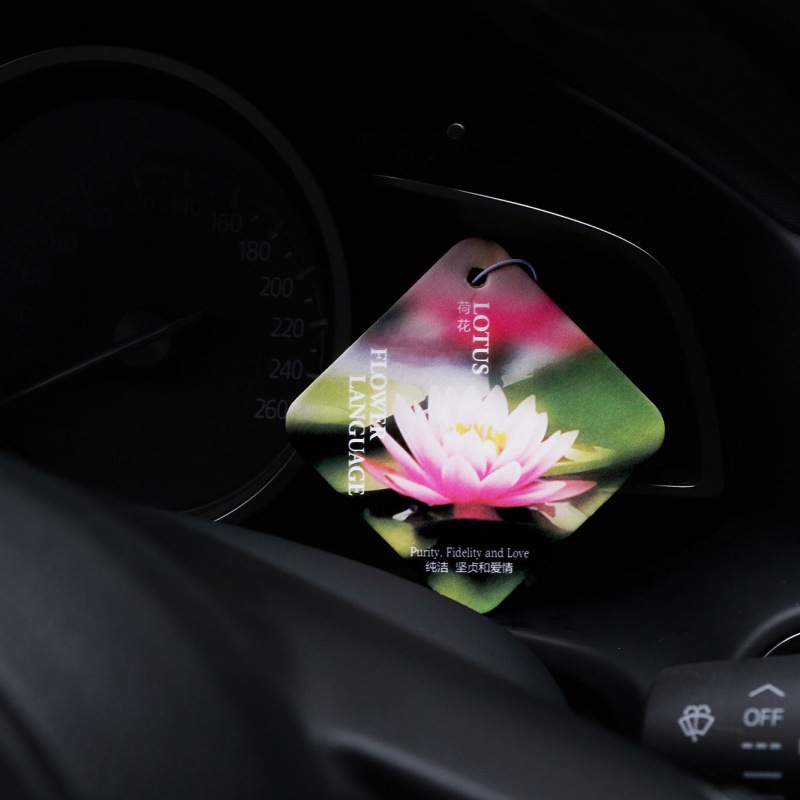 车载香薰片批发香片挂件汽车后视镜香氛扩香片花香除异味持久淡香