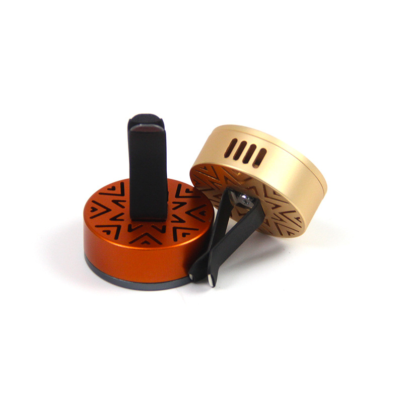 源头厂家车载香薰固体香膏汽车空调出风口香薰夹锌合金香薰摆件