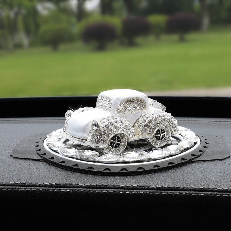 镶钻汽车香水车载香薰香氛女生女神车载合金车模型香氛装饰用品