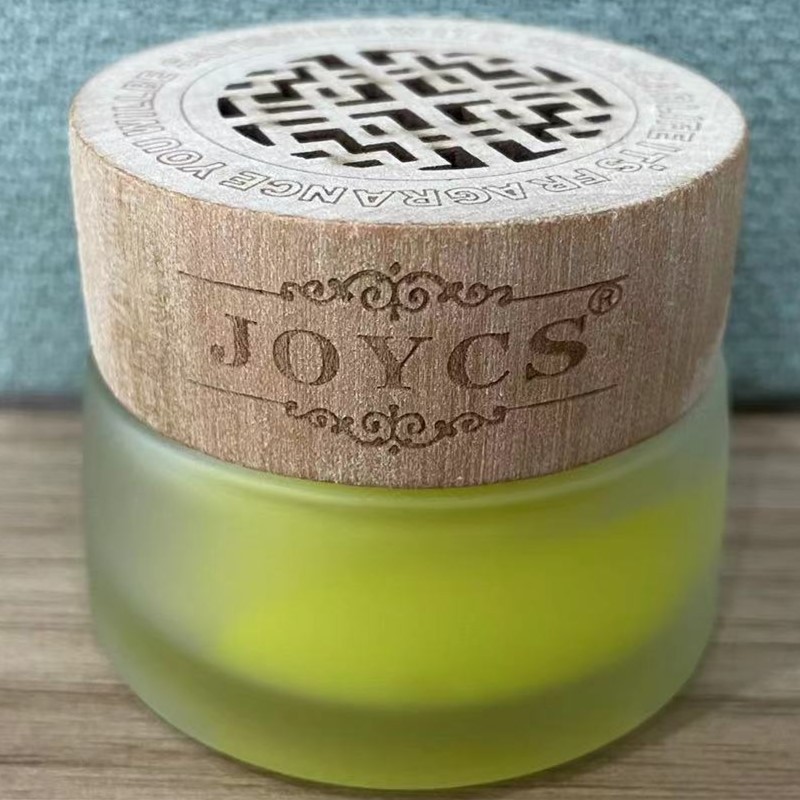 车载固体香膏汽车香水座摆件持久淡香车内香薰清新剂木盖代发批发