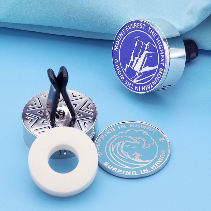 批发空白车载香薰出风口di照片logo制作汽车摆件香水