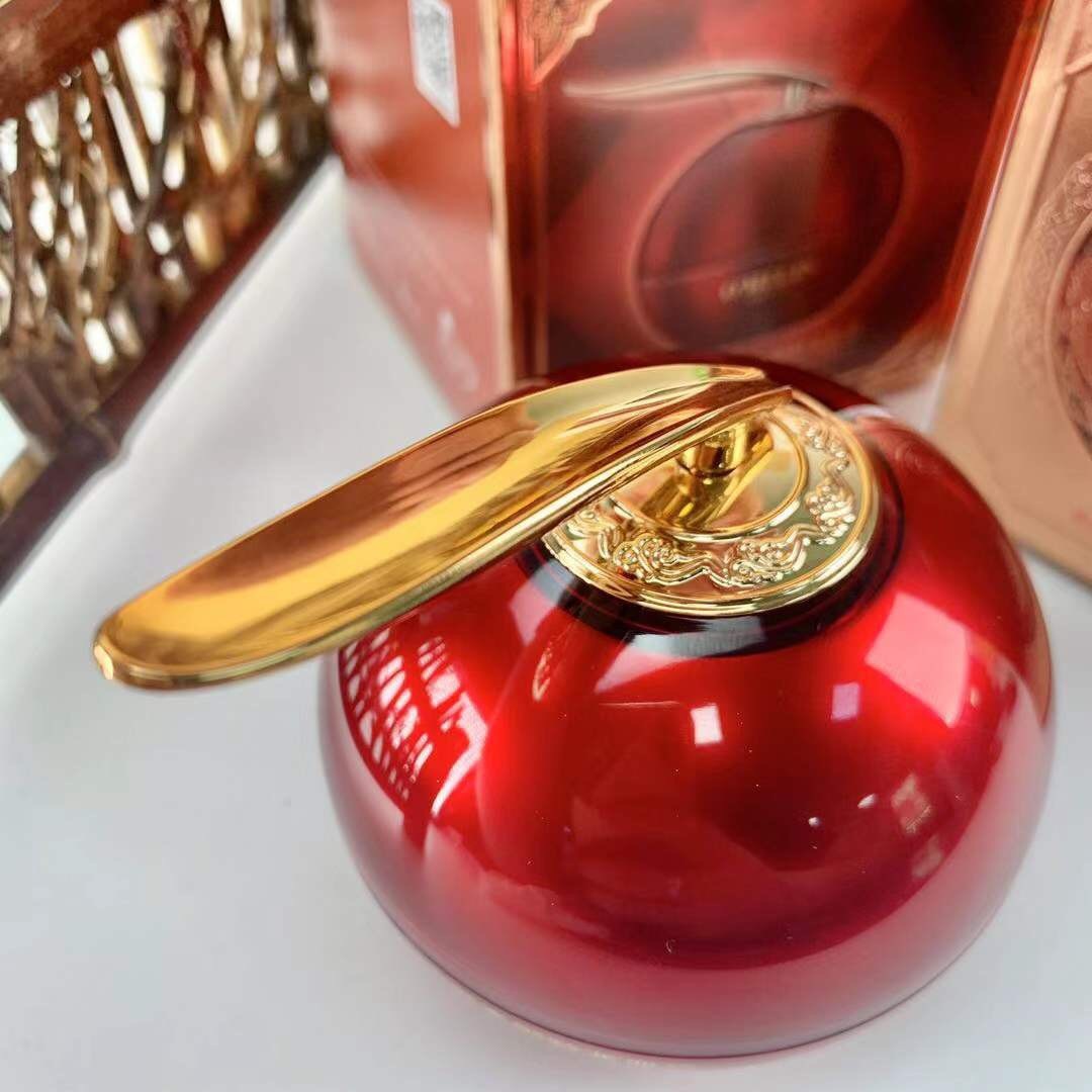 欧美莲龙血膏贵妇膏神仙膏懒人素颜霜视黄醇胎盘素御龄龙血膏批发