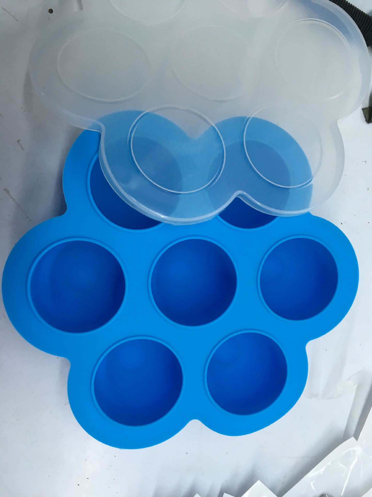 亚马逊货源跨境直销硅胶冰格现货抖音爆款厨房工具圆形模具冰格