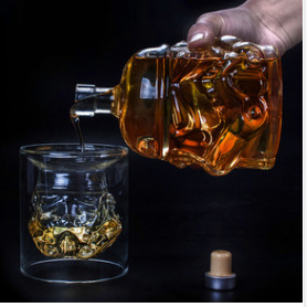 外贸星球大战黑武士白兵酒瓶伏特加烈酒壶高硼硅玻璃酒器跨境爆款