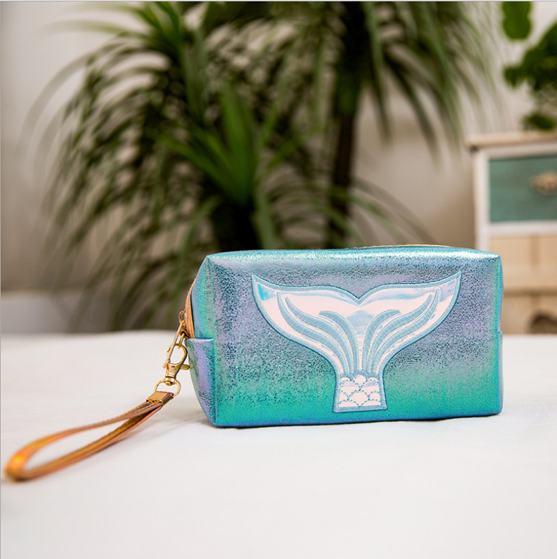 绣花鱼尾巴PU化妆包镭射包批发logo收纳包防水洗漱包