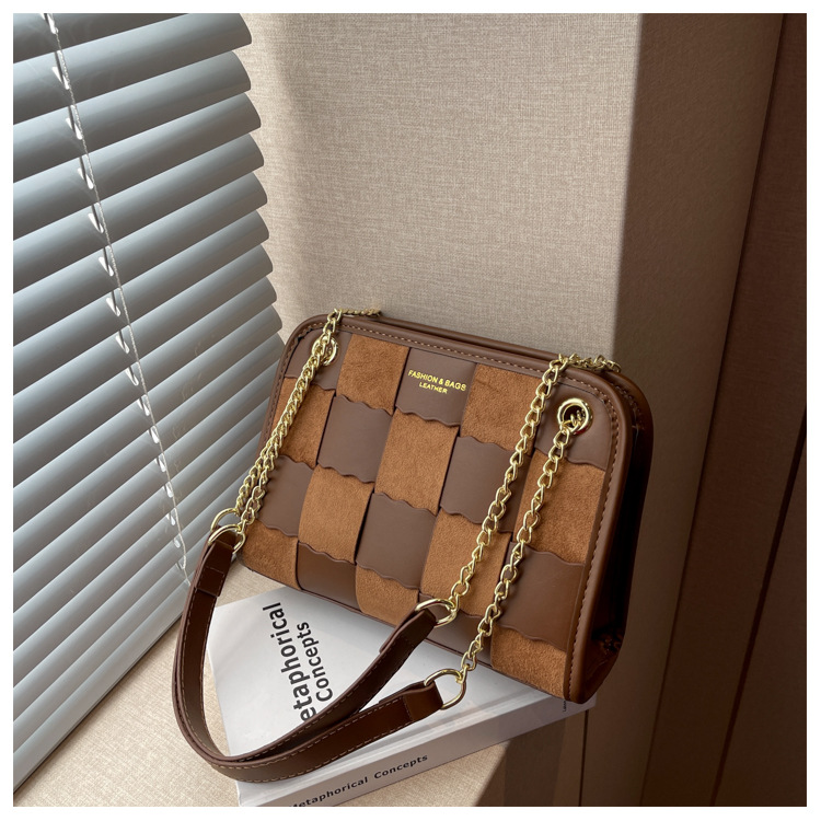 时尚百搭撞色拼接链条格子单肩女包热销爆款棋盘格单肩斜