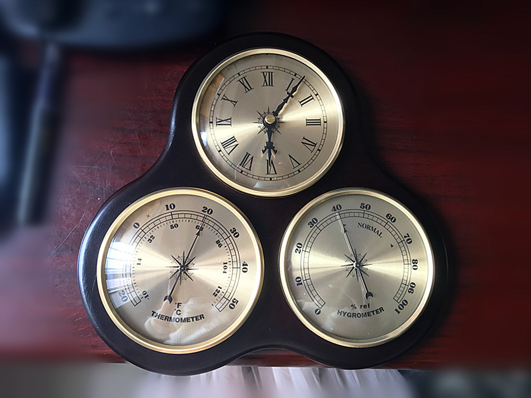 时间钟表温度湿度木座挂钟礼品定制批发爆款