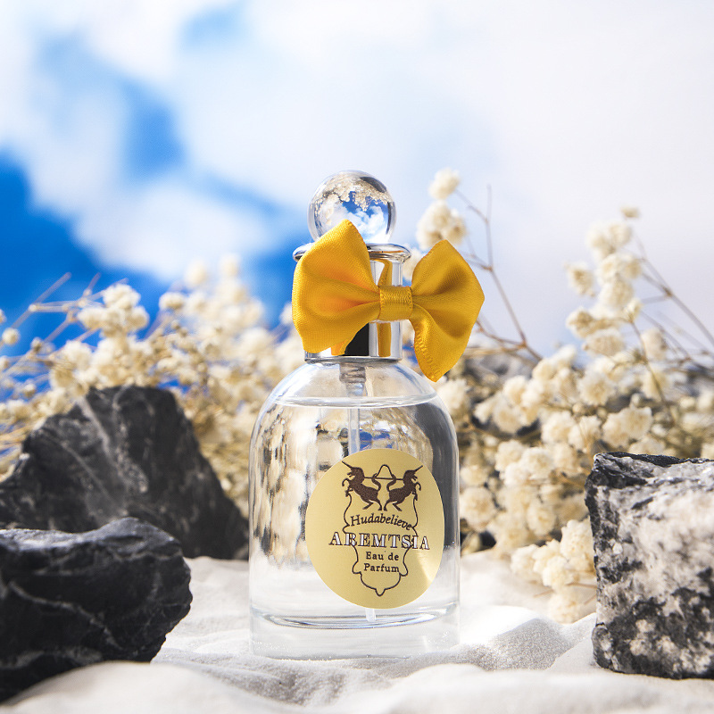 小城伊香网红爆款男女士香水持久淡香清新女王的耳语一件代发