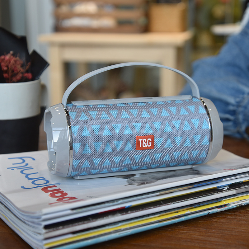 热卖中TG116C防水蓝牙音箱手提便携无线迷你布艺音响礼品FM插卡