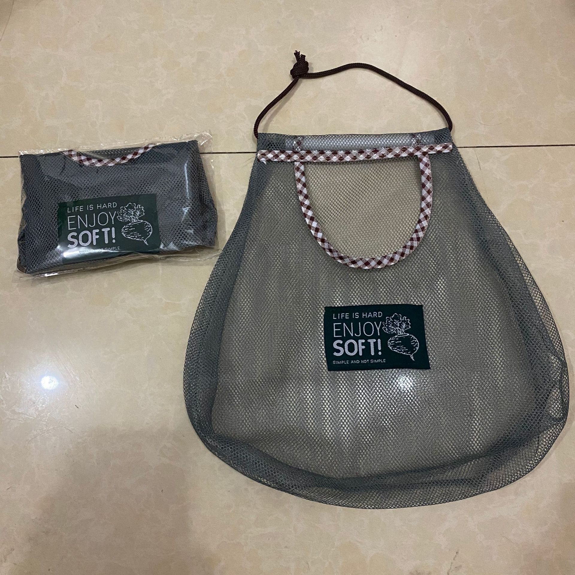 多功能储物袋便携购物袋大蒜收纳厨房墙壁挂式收纳袋水果蔬菜挂袋