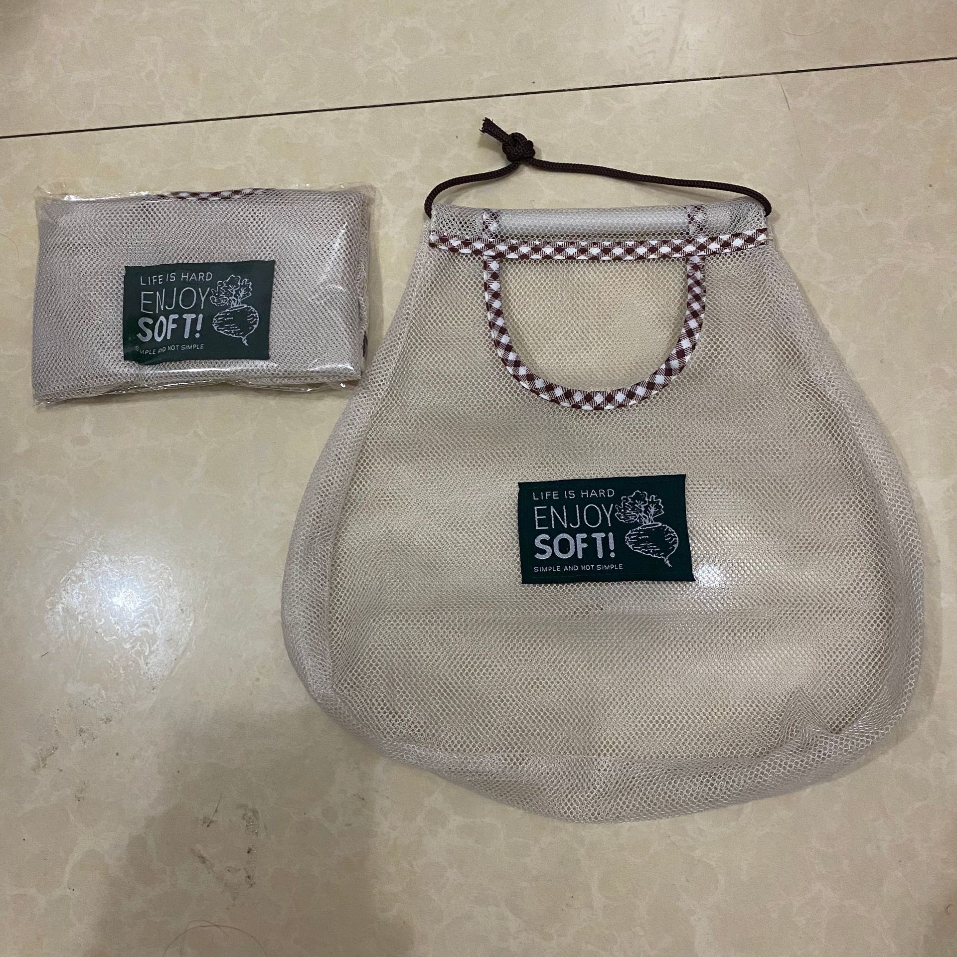 多功能储物袋便携购物袋大蒜收纳厨房墙壁挂式收纳袋水果蔬菜挂袋