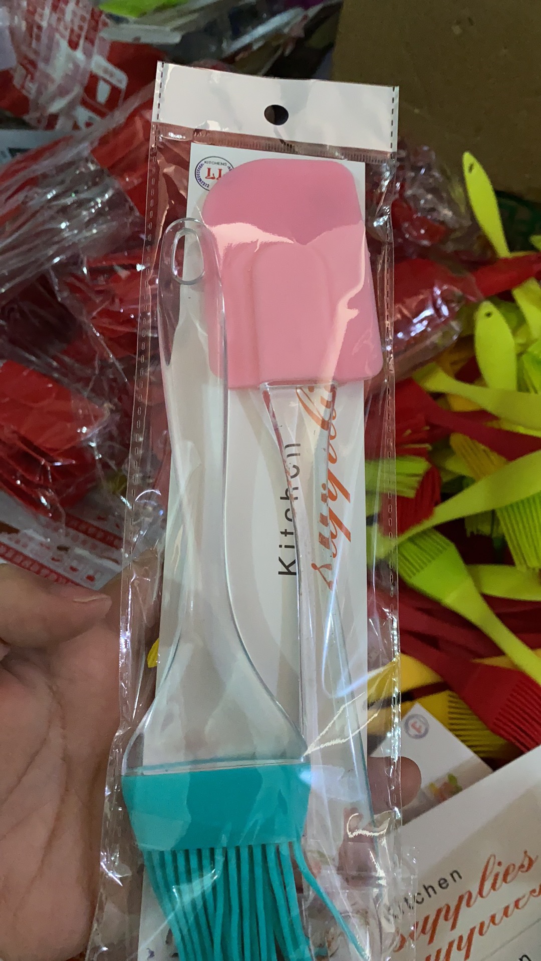 热卖直销家用厨房硅胶烘焙套装卡袋烘培工具烧烤刷奶油刮刀半透明