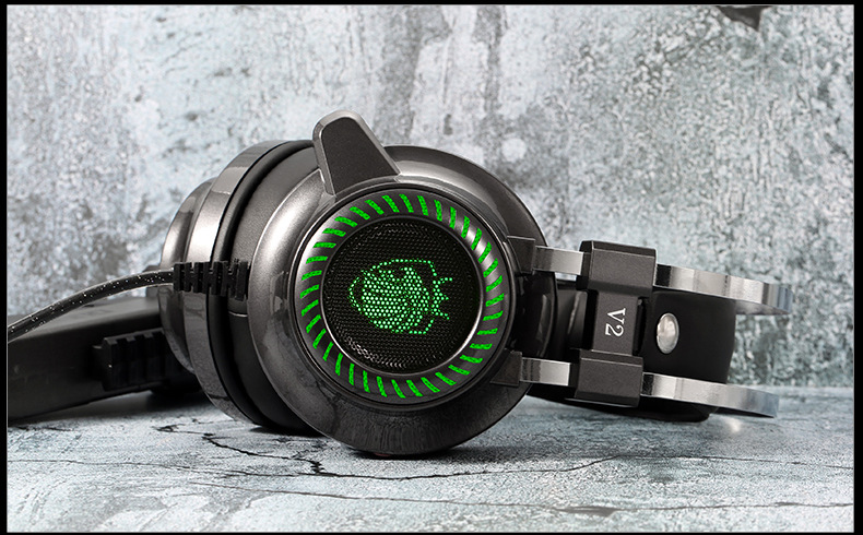 调音师V2 USB7.1声道吃鸡网吧网咖发光游戏耳机工厂 亚马逊ebay