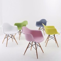 *创意现代批发塑料椅木腿PP-125D