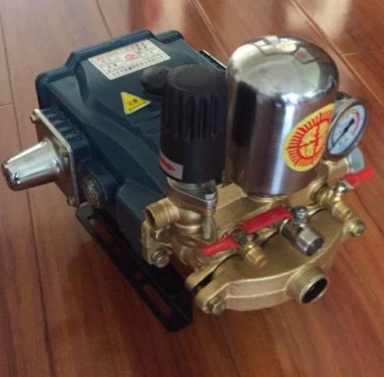 PLUNGER PUMP