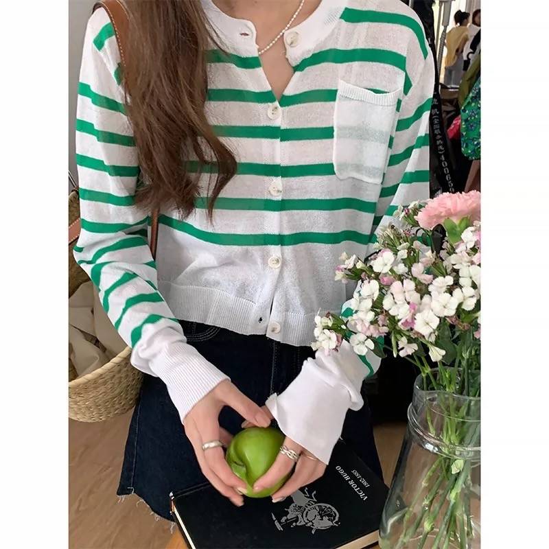 【chunyu】韩版圆领条纹外穿单排扣长袖针织上衣 8812