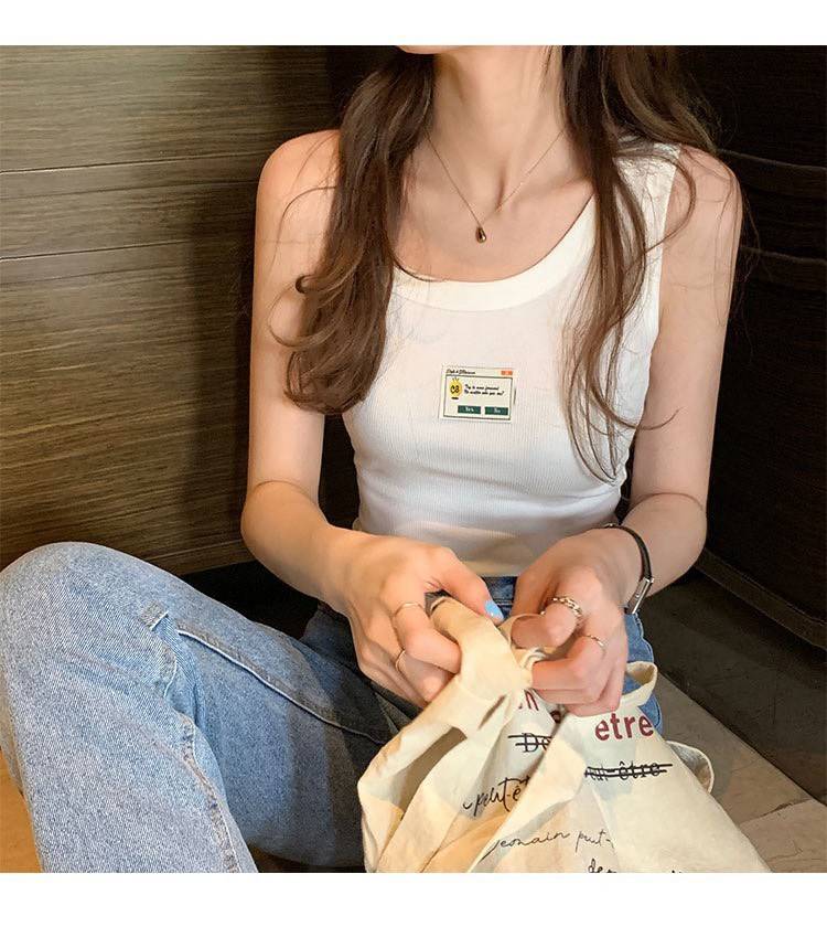 【chunyu】甜辣风格吊带背心搭配新设计感U领无袖上衣1943-1