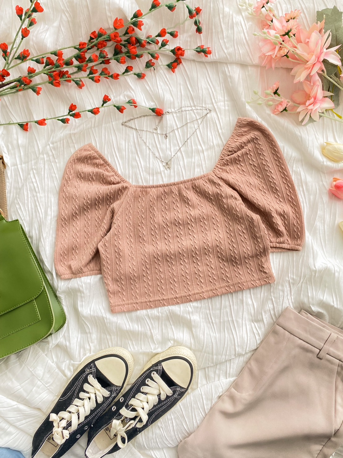 Chunyu✨เสื้อครอปลายน่ารัก มินิมอลสุด 028#