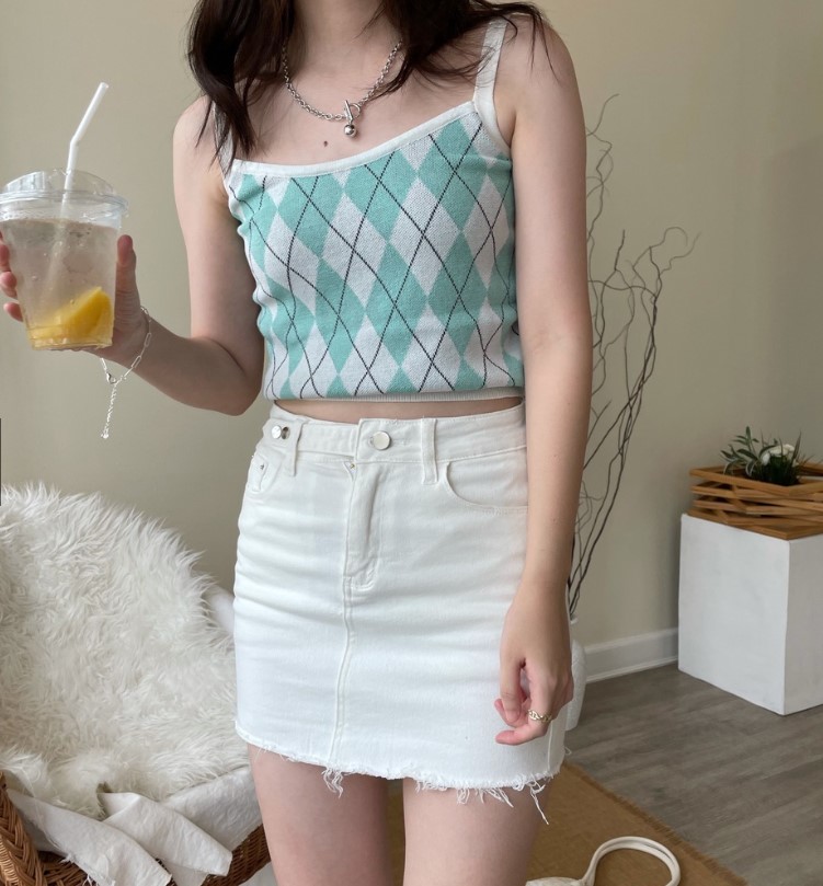 Chunyu✨破洞裤腿牛仔短裤 短牛仔裤 女短裤19186#