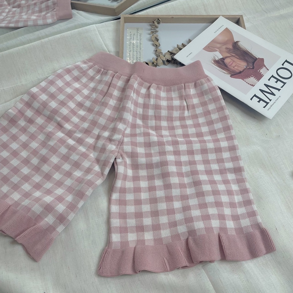 【chunyu】✨喇叭格子裤 半路进去了。好可爱。B1135