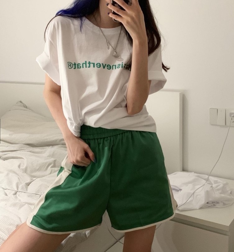 Chunyu✨亮面面料短裤短裤韩版裤22150#