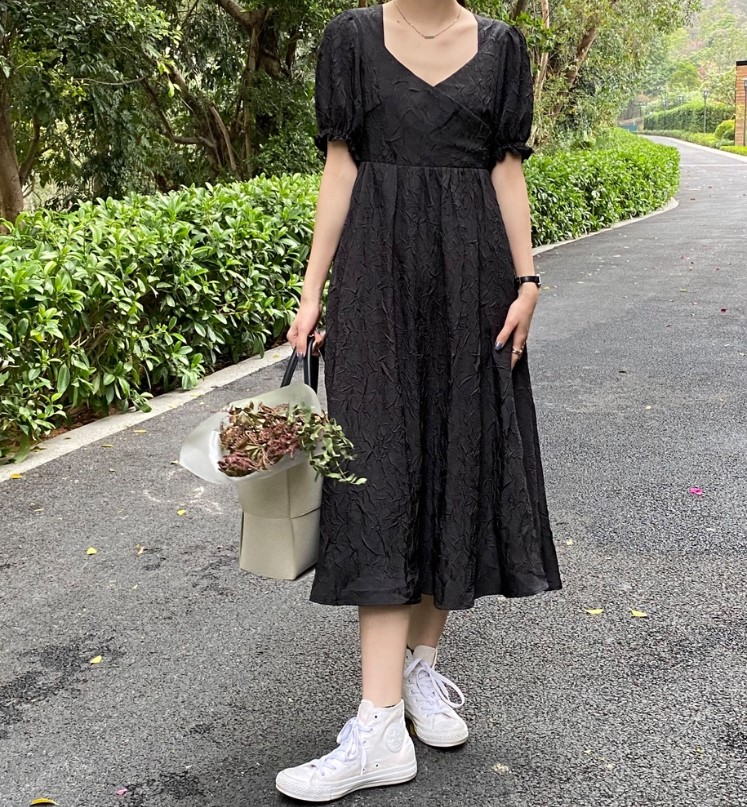 Chunyu✨娃娃袖喇叭裙极简松垮韩版连衣裙21096#