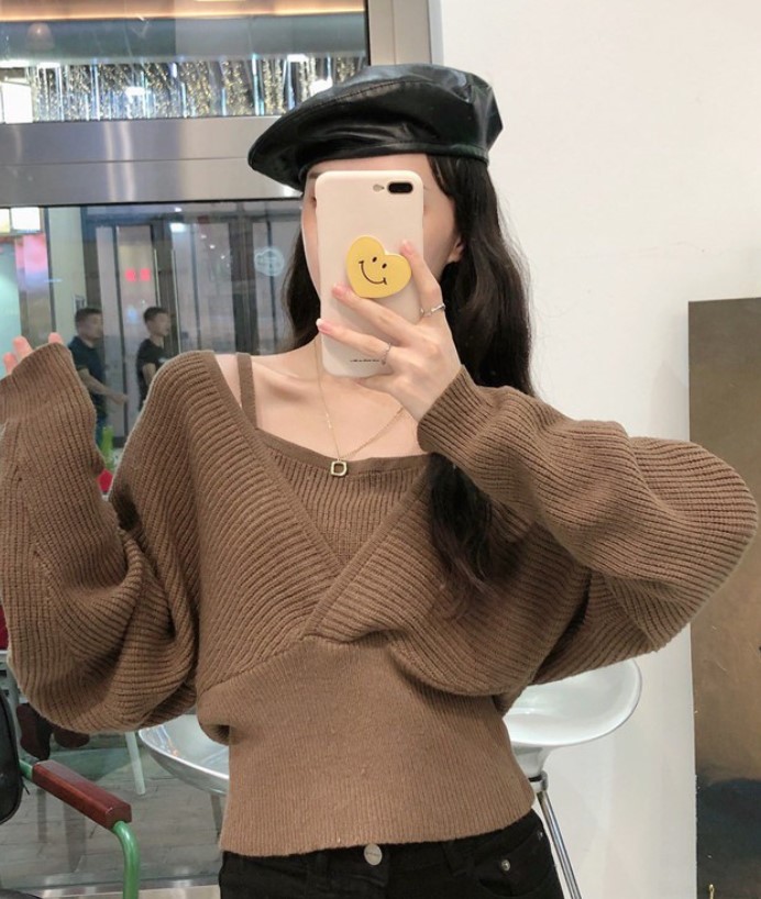 Chunyu✨V领长袖真丝衬衫 里面装扮一行。 可爱韩风3010#