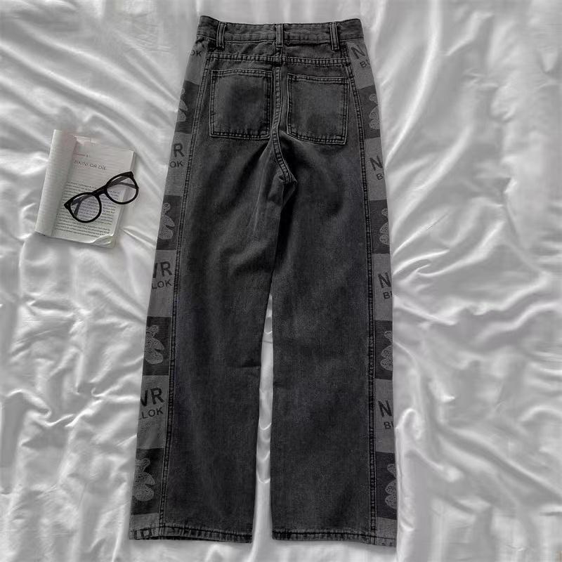 【chunyu】✨时尚牛仔裤，高腰大腿，侧边小熊印花