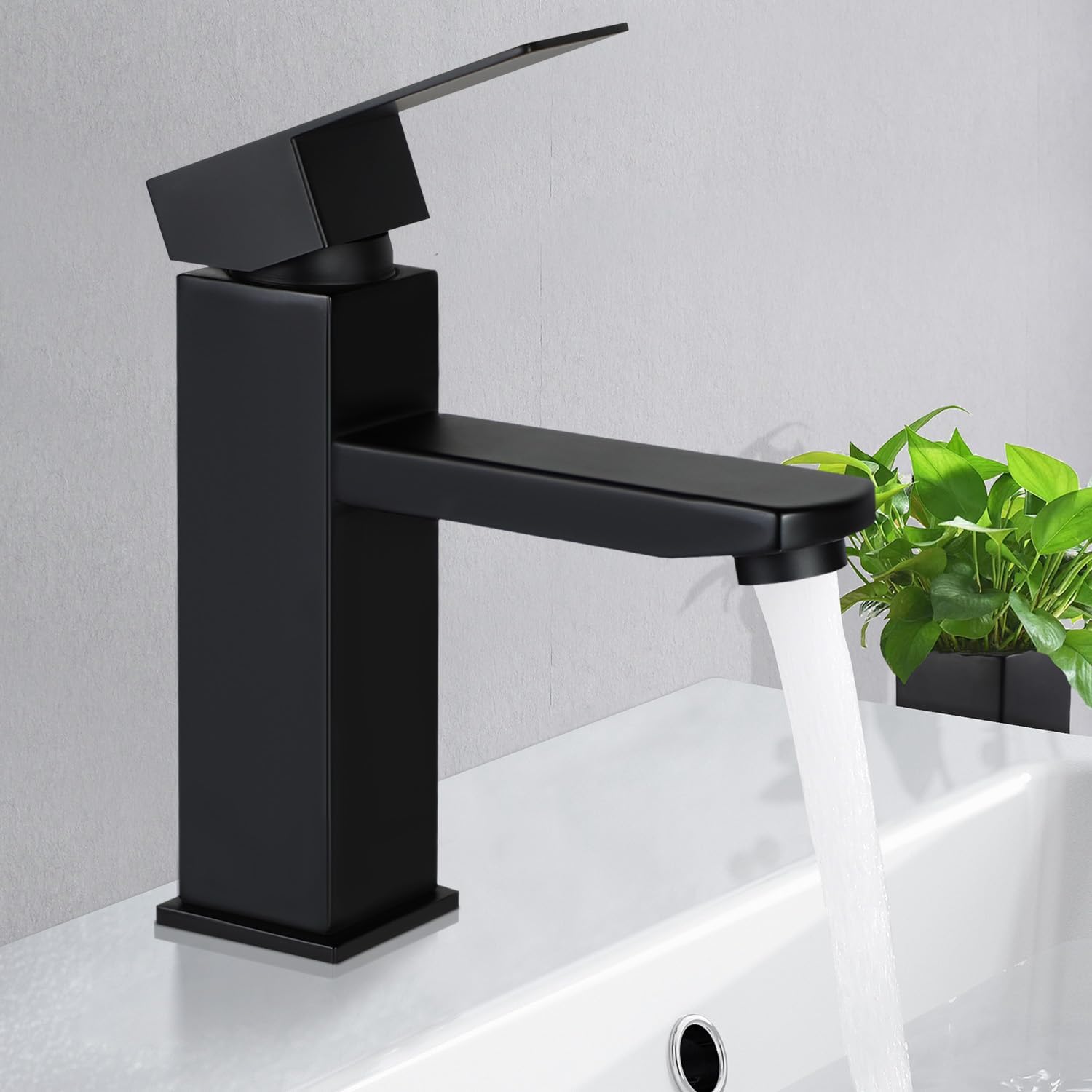 黑色/沙镍色 方柱面盆龙头
