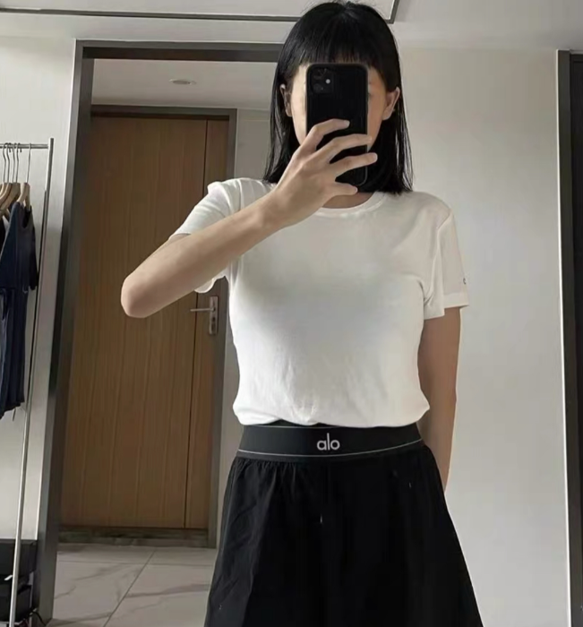 alo休闲透气运动时尚百搭网球短裙