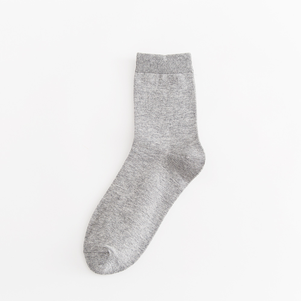 男士纯棉中筒袜吸汗防臭男士商务休闲纯色四季款黑白灰棉袜