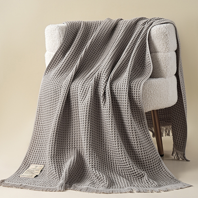 纯棉华夫格浴巾90*180大尺寸流苏纱布吸水成人浴巾俄文金标