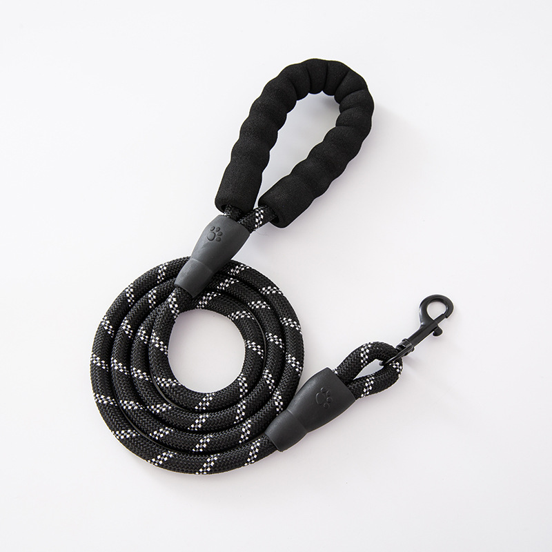 Explosion-proof reflective pet traction rope dog chain dog walking rope large and medium-sized dog dog traction rope