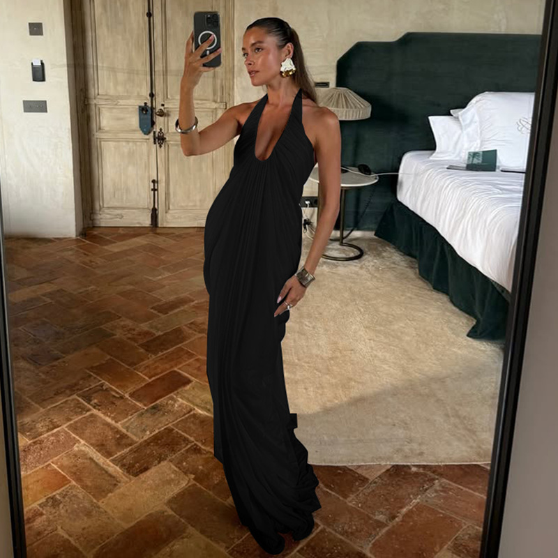 European and American Women’s Fashion 2026 Summer New Sexy Loose Backless Sleeveless V-Neck Pleated Long Halter Neck Mesh Dress