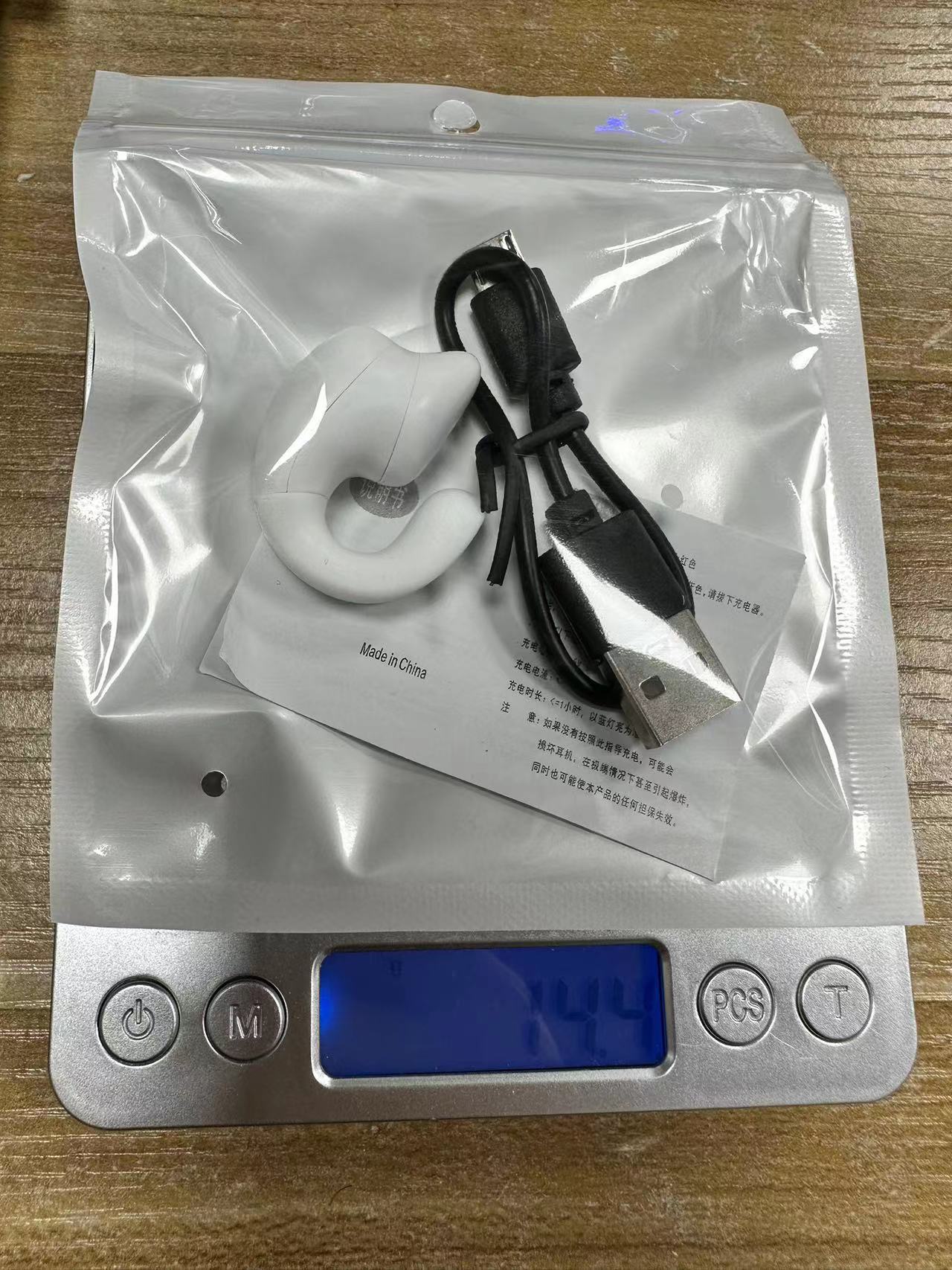 夹耳式蓝牙耳机骨传导概念无线耳机运动单耳