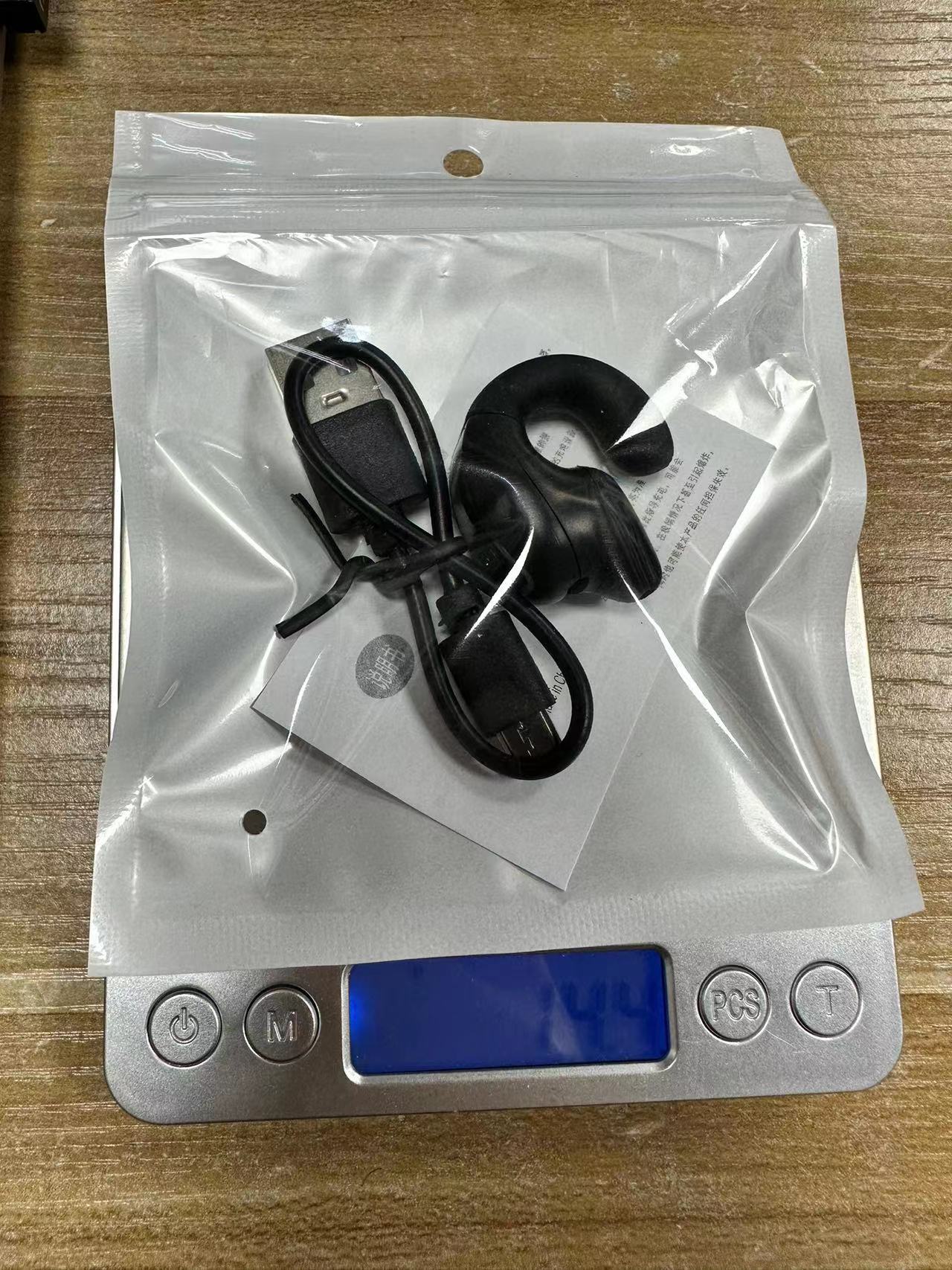 夹耳式蓝牙耳机骨传导概念无线耳机运动单耳