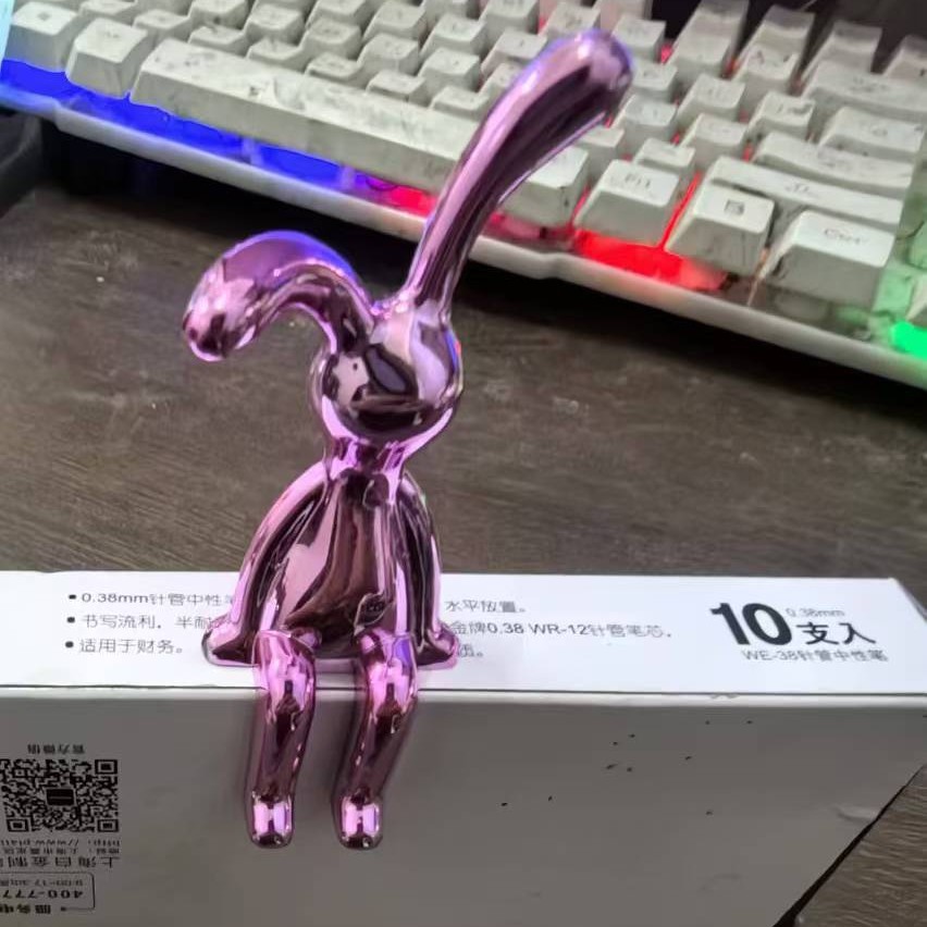 高级感现代电镀创意兔子床头柜摆件轻奢客厅潮玩车载电视柜纸巾盒