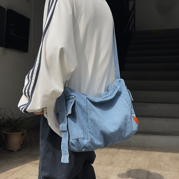 做旧水洗牛仔工装斜挎大包