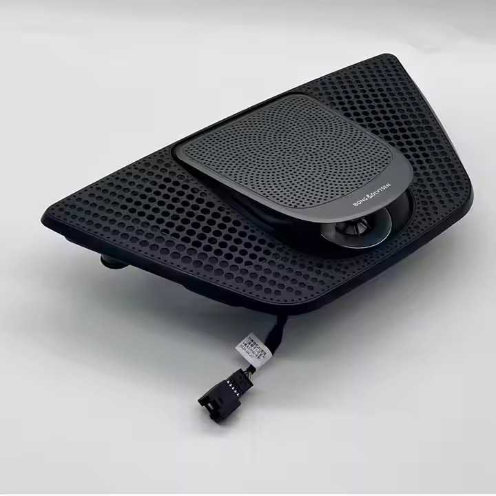 环境照明汽车宝马X5 X6 X7 G05 G06 G07中间提升扬声器同步原车灯