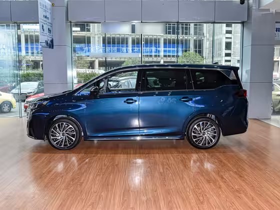 传祺M6-2025款- MAX-270T- WDCT-豪华版-FOB宁波，最小起订量：3-4 件（一个40 英尺高柜集装箱）（可混合包装），新车