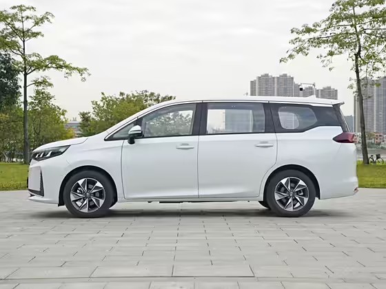 传祺M6-2023款-PRO-270T- DCT-尊享版-FOB宁波，最小起订量：3-4 件（一个40 英尺高柜集装箱）（可混合包装），新车