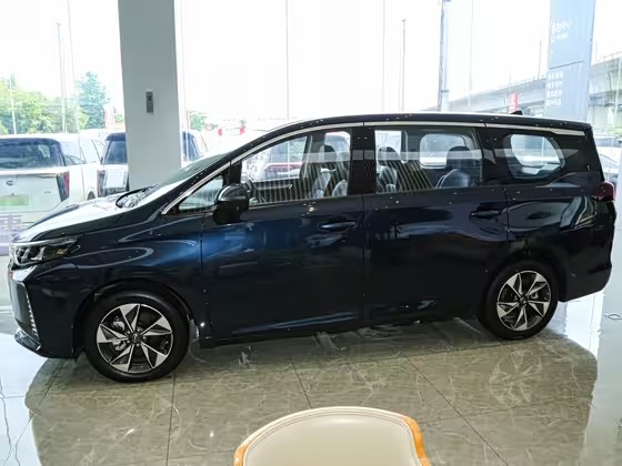 传祺M6-2023款-PRO-270T- DCT-尊享版-FOB宁波，最小起订量：3-4 件（一个40 英尺高柜集装箱）（可混合包装），新车