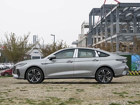 艾瑞泽8 2025款 2.0T DCT劲 FOB宁波，最小起订量：3-4 件（一个40 英尺高柜集装箱）（可混合包装），新车，汽油车